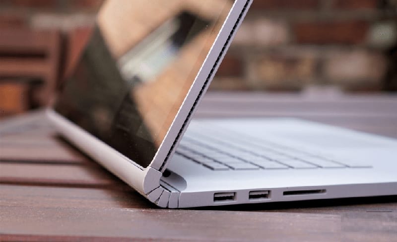 Microsoft Surface Book 3 15 inch i7/32GB/1TB/GTX 1660Ti (NewSeal) - góc nhìn chi tiết